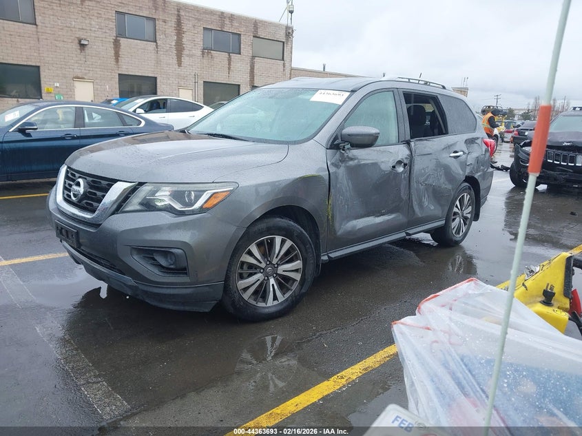2018 Nissan Pathfinder S