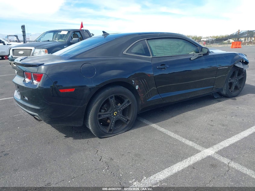 2013 Chevrolet Camaro 1Ls