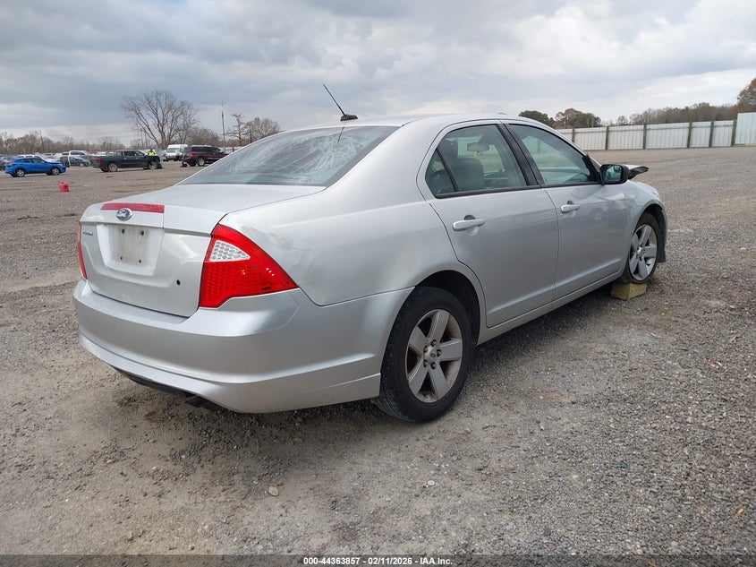 2011 Ford Fusion S
