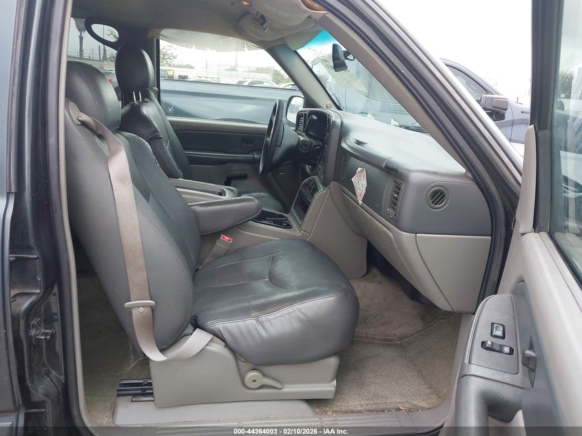 2003 Chevrolet Suburban 1500 Ls