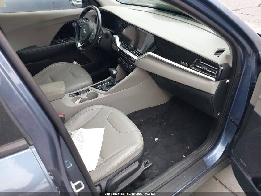 2021 Kia Niro Touring Special Edition