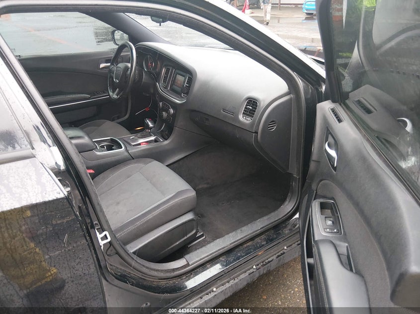 2015 Dodge Charger Se