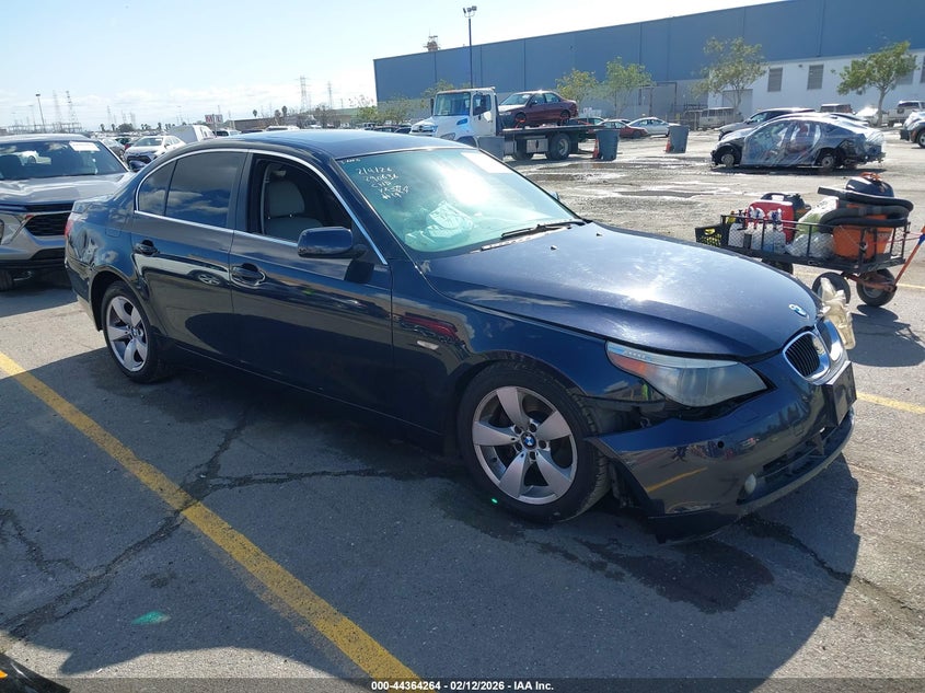2006 BMW 525I