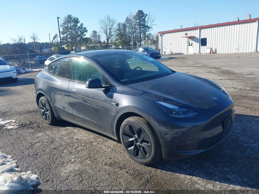 2025 Tesla Model Y Long Range Dual Motor All-Wheel Drive