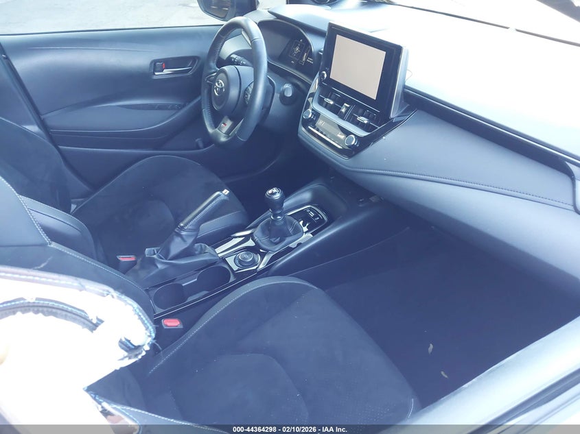 2024 TOYOTA GR COROLLA auction photo 5