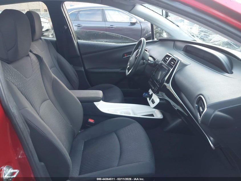 2016 Toyota Prius Three