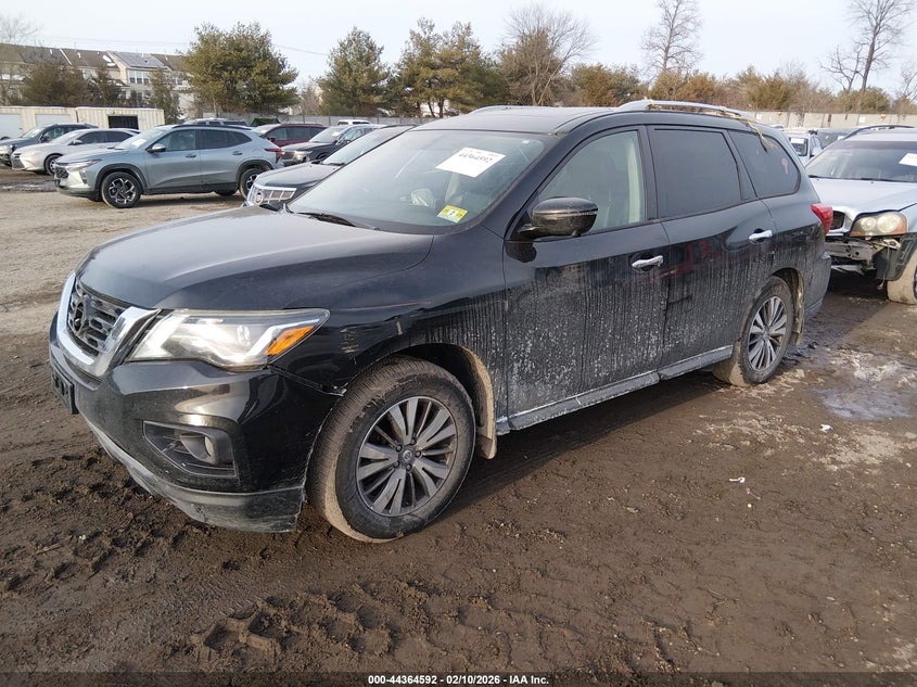 2017 Nissan Pathfinder Sl
