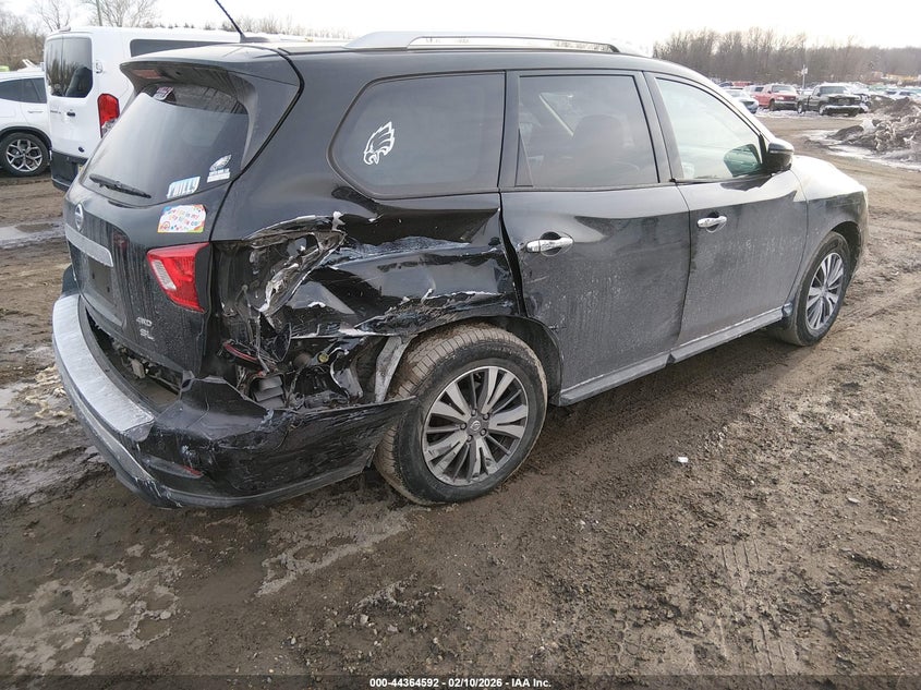 2017 Nissan Pathfinder Sl