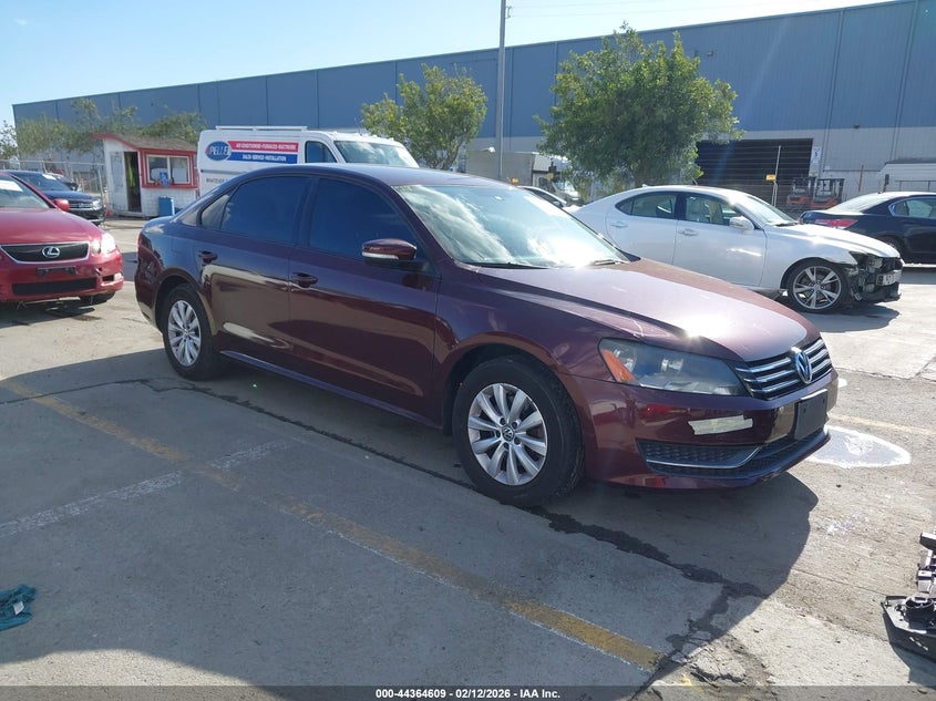 2013 Volkswagen Passat S