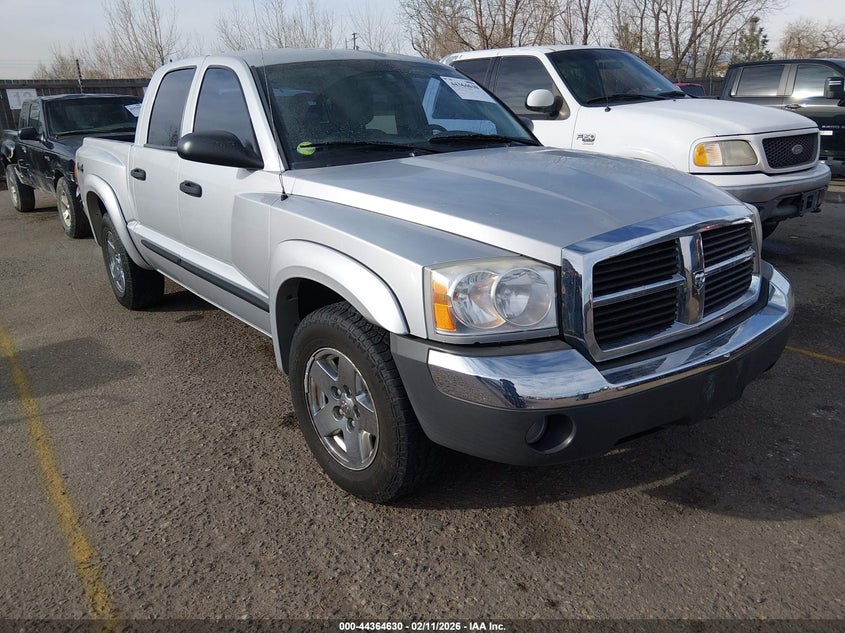 2005 Dodge Dakota Slt