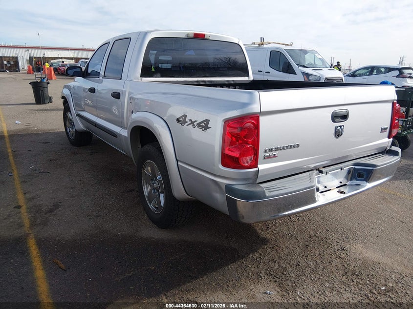 2005 Dodge Dakota Slt