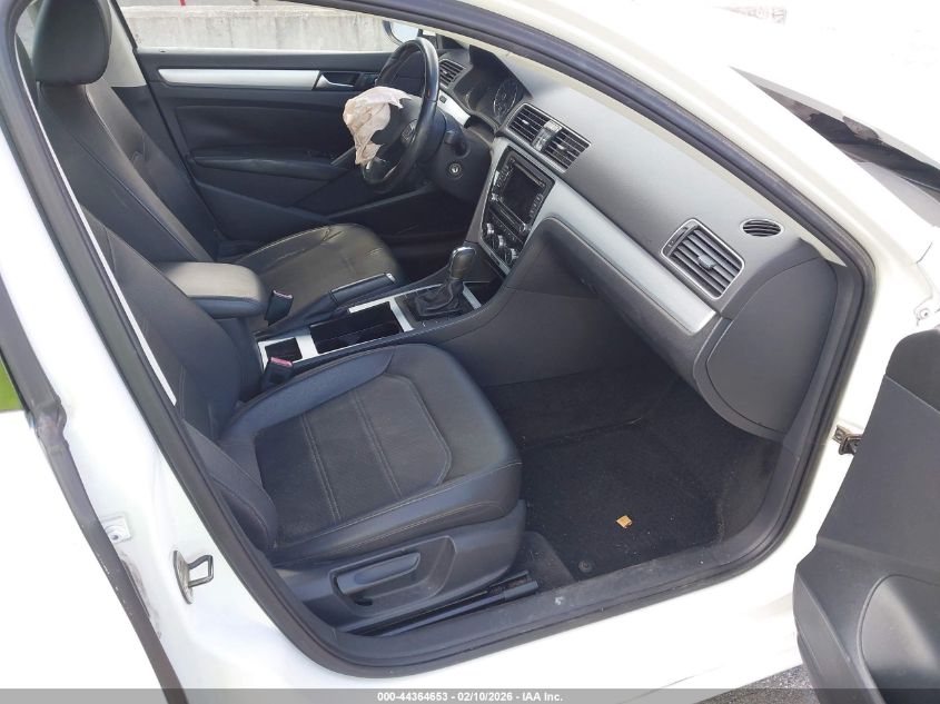 2012 Volkswagen Passat 2.5L Se