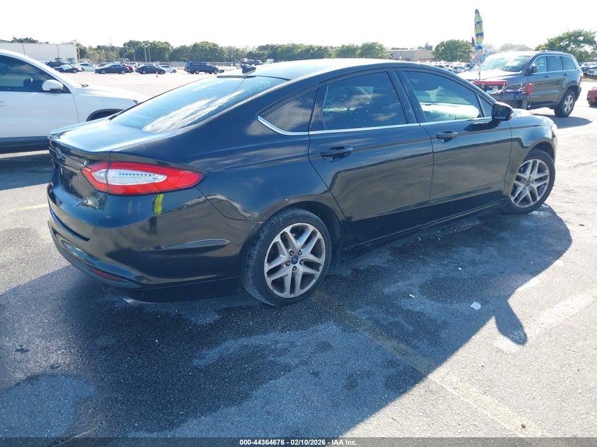 Vin: 1fa6p0h75f5131613, lot: 44861138, ford fusion se 20154