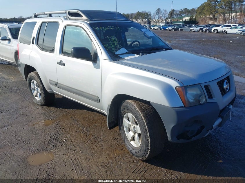 2013 NISSAN XTERRA S