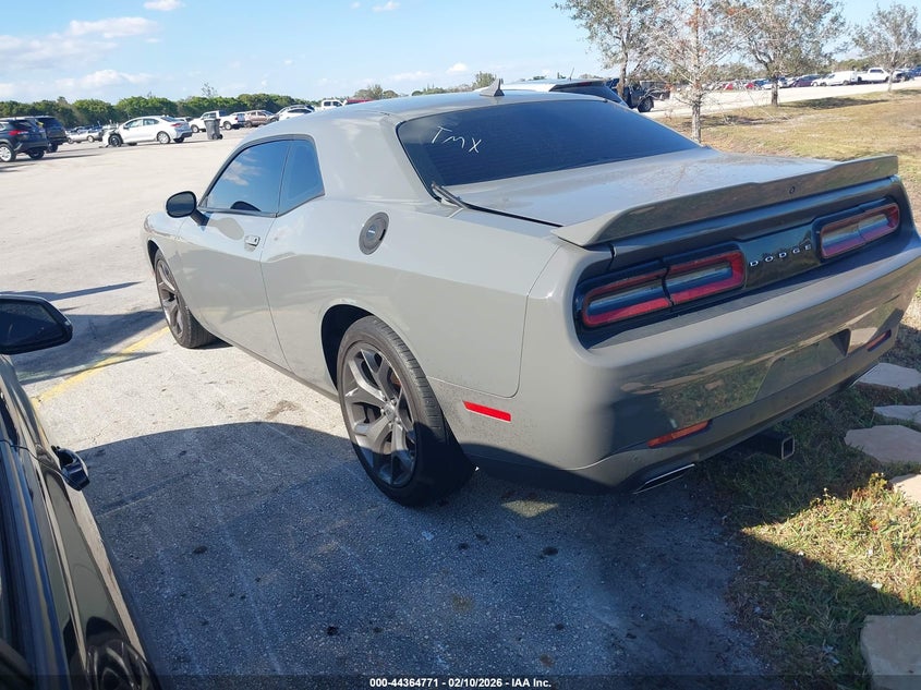Vin: 2c3cdzag4jh305598, lot: 44861258, dodge challenger sxt plus 20183