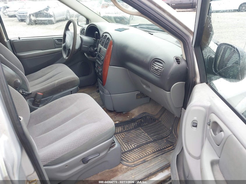 2007 Chrysler Town & Country Lx