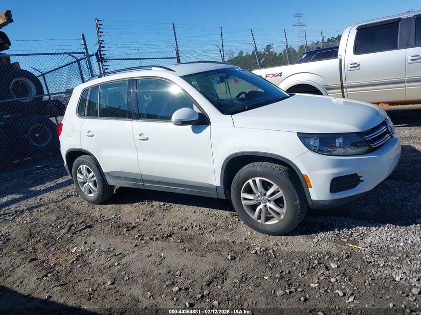 2017 Volkswagen Tiguan 2.0T S VIN: WVGBV7AXXHW504820 Lot: 44364881