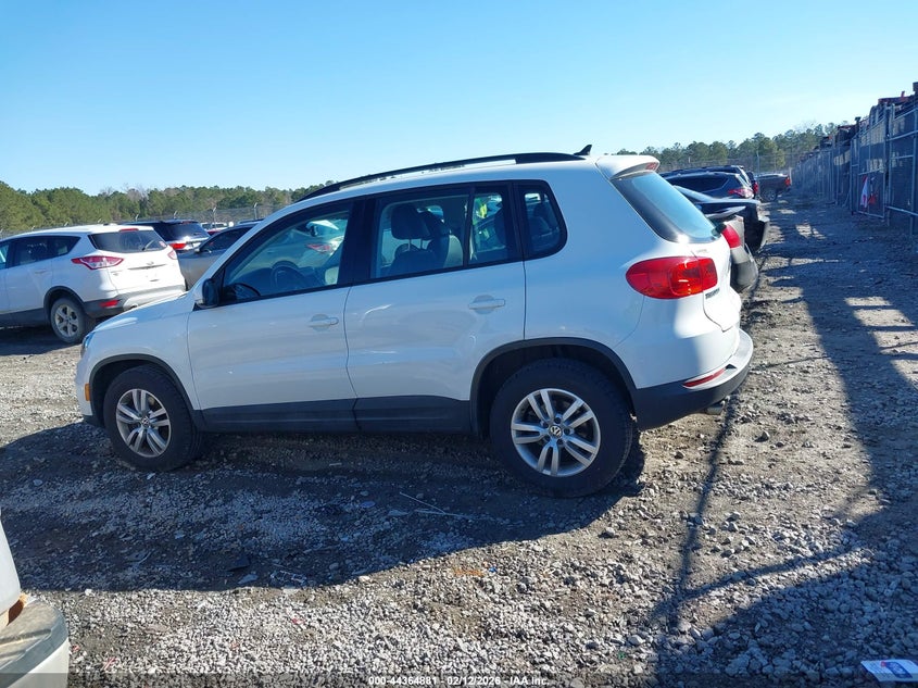 2017 Volkswagen Tiguan 2.0T S VIN: WVGBV7AXXHW504820 Lot: 44364881