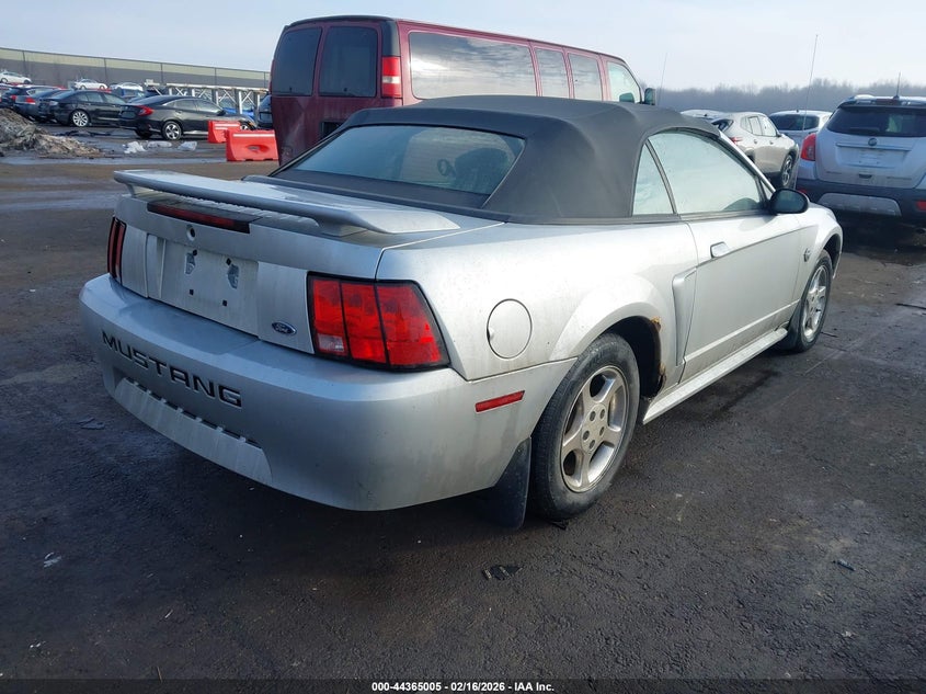 2004 Ford Mustang
