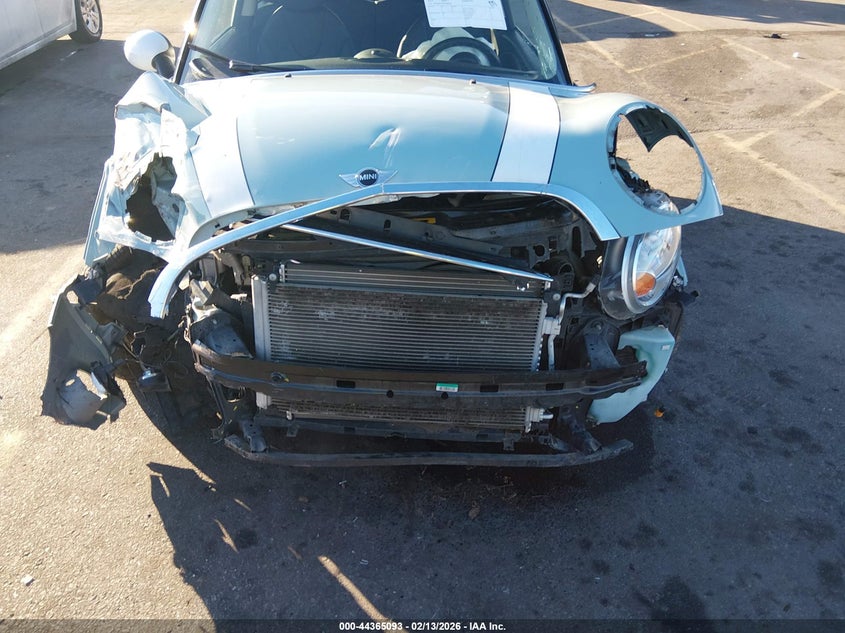 2013 Mini Hardtop Cooper VIN: WMWSU3C58DT682407 Lot: 44365093