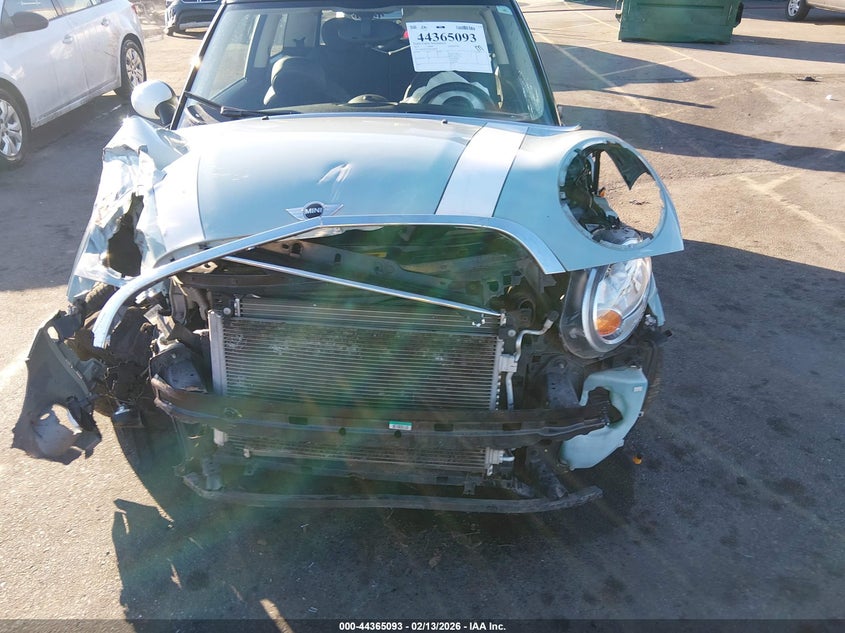 2013 Mini Hardtop Cooper VIN: WMWSU3C58DT682407 Lot: 44365093