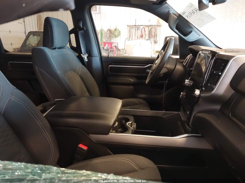 2025 Ram 1500 Big Horn 4X4 5'7 Box