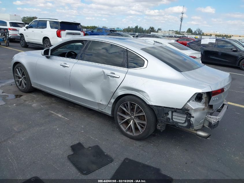 2018 Volvo S90 T5 Momentum