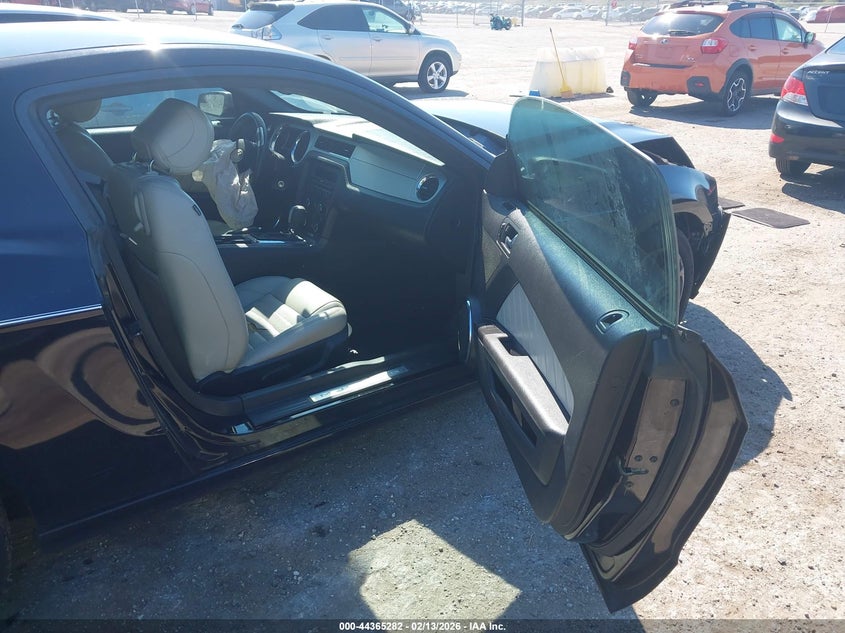 2014 Ford Mustang V6 Premium