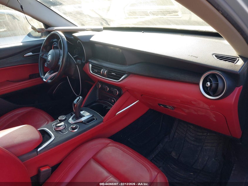 2021 Alfa Romeo Stelvio Awd