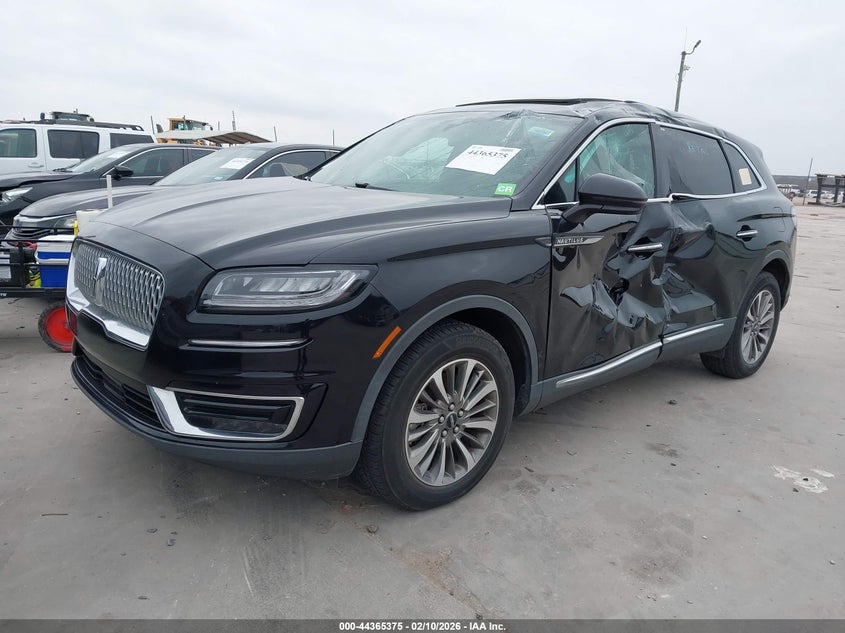 2020 Lincoln Nautilus Reserve