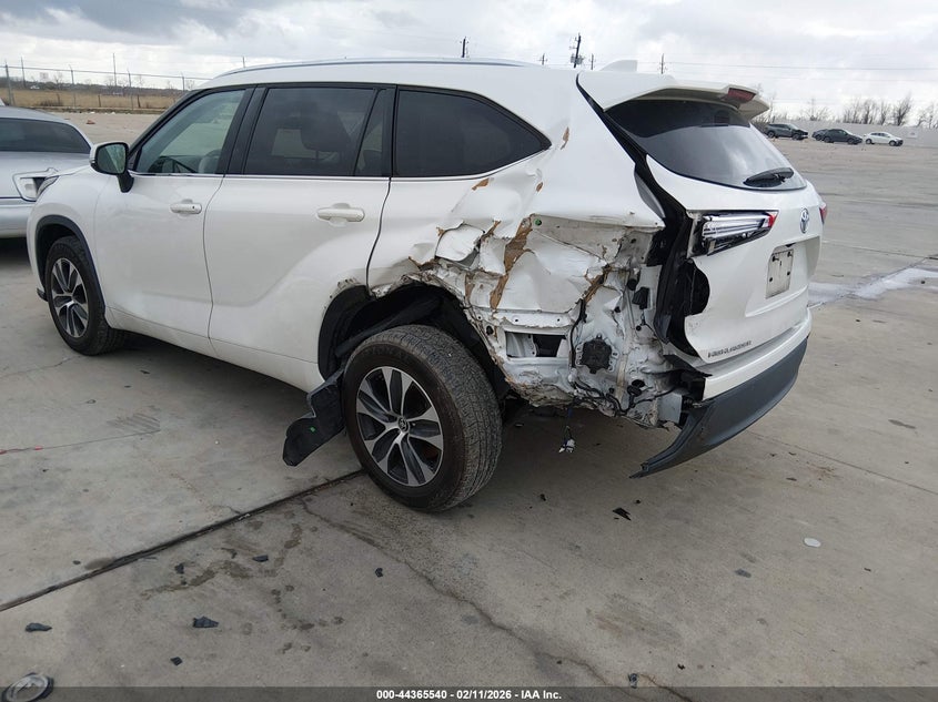 2021 Toyota Highlander Xle