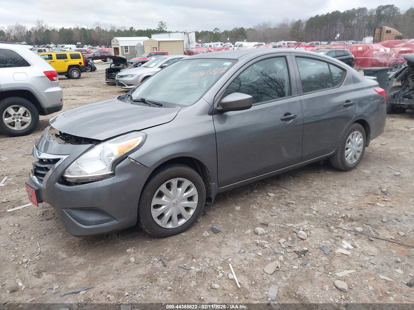 2017 Nissan Versa 1.6 S+