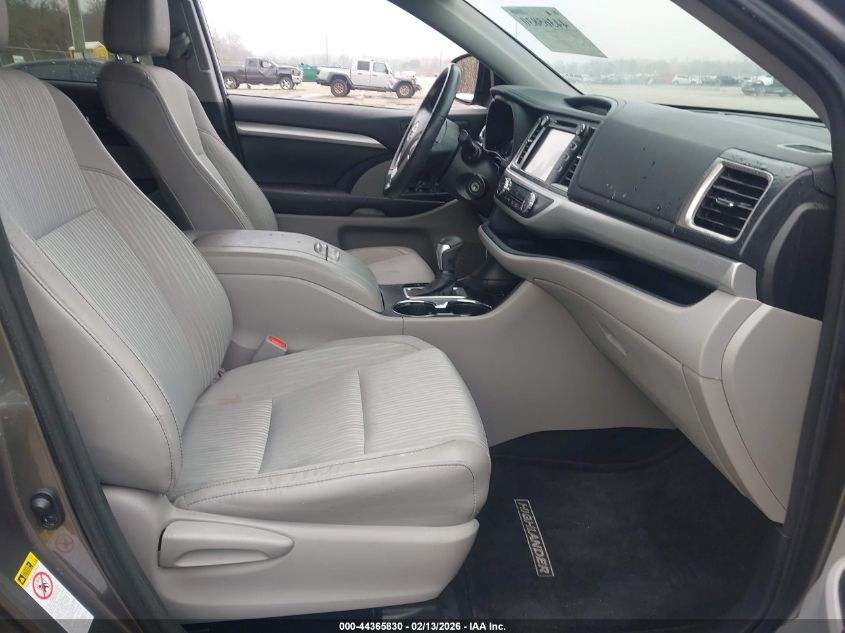 2017 Toyota Highlander Le Plus