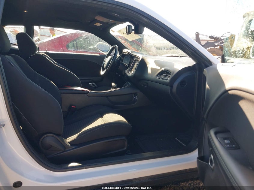 2019 Dodge Challenger Sxt