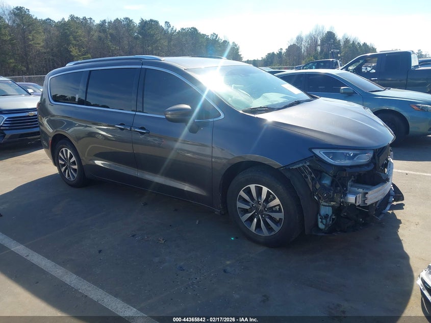 2021 Chrysler Pacifica Touring L