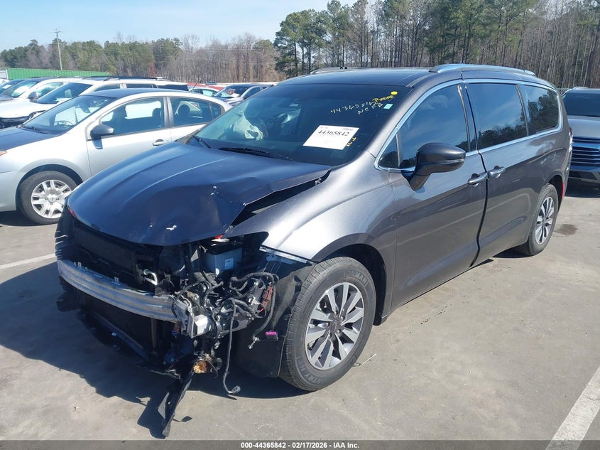 2021 Chrysler Pacifica Touring L
