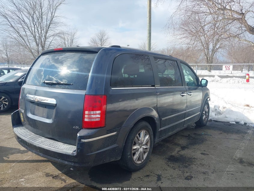 2008 Chrysler Town & Country Limited