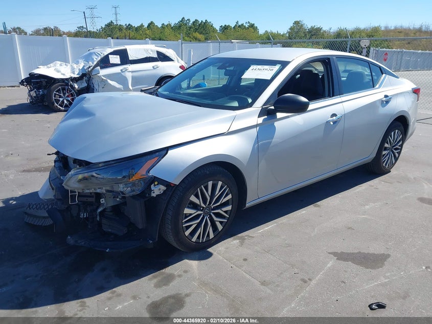 2024 Nissan Altima Sv Fwd