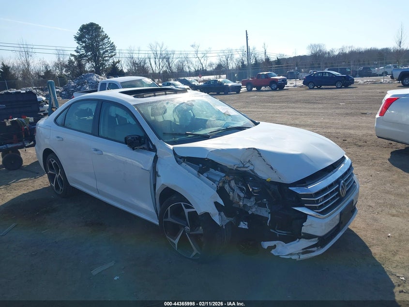2020 Volkswagen Passat 2.0T R-Line