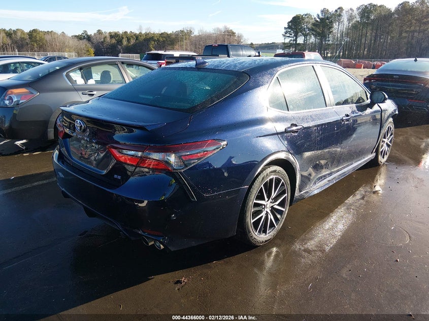 2022 Toyota Camry Se