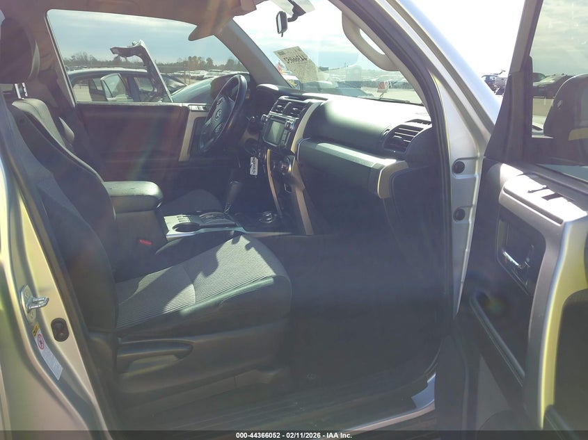 2014 Toyota 4Runner Sr5