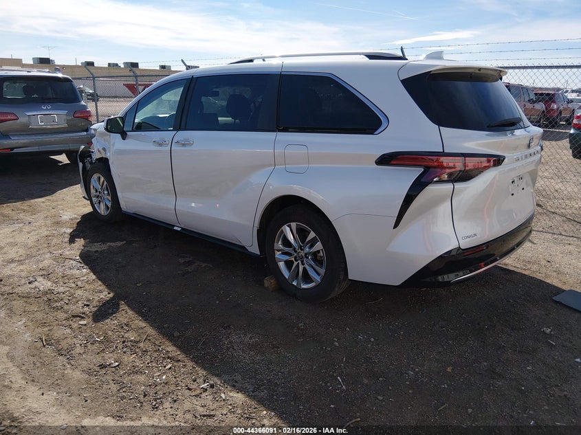 2024 Toyota Sienna Limited