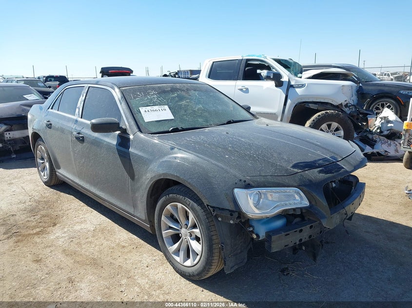 2023 Chrysler 300 Touring