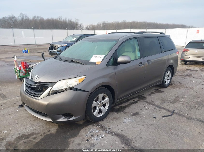 2011 Toyota Sienna Le V6