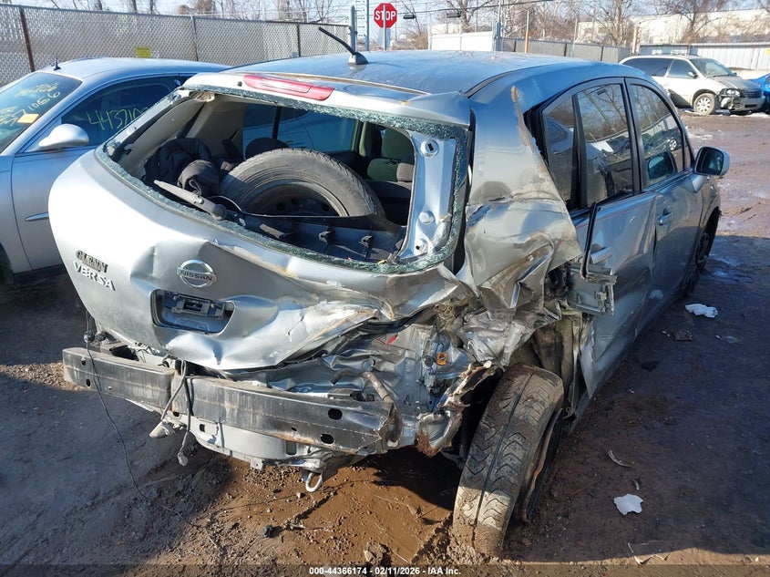 2009 Nissan Versa 1.8S
