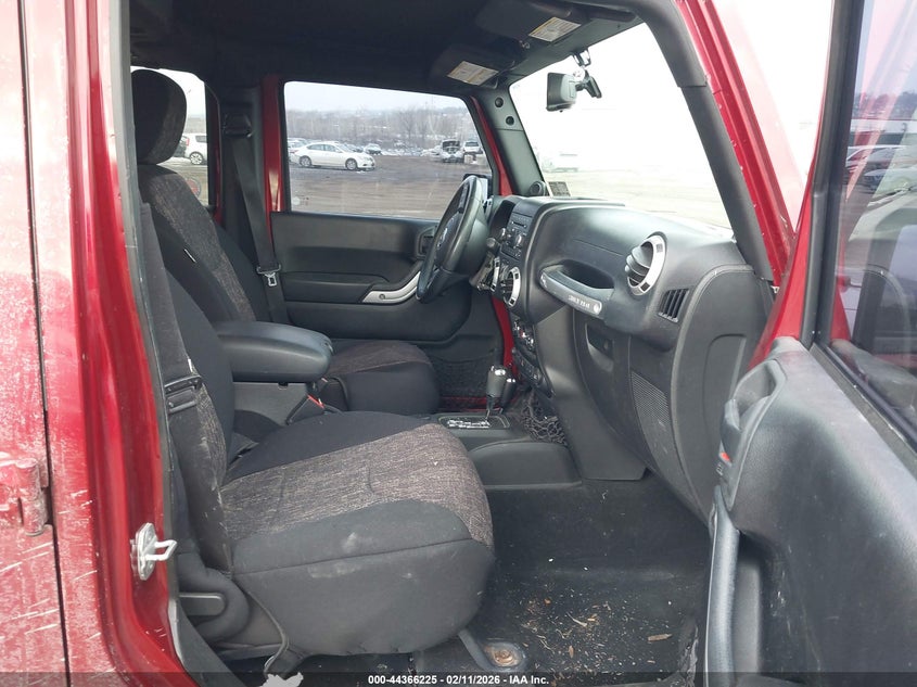 2013 Jeep Wrangler Unlimited Sahara