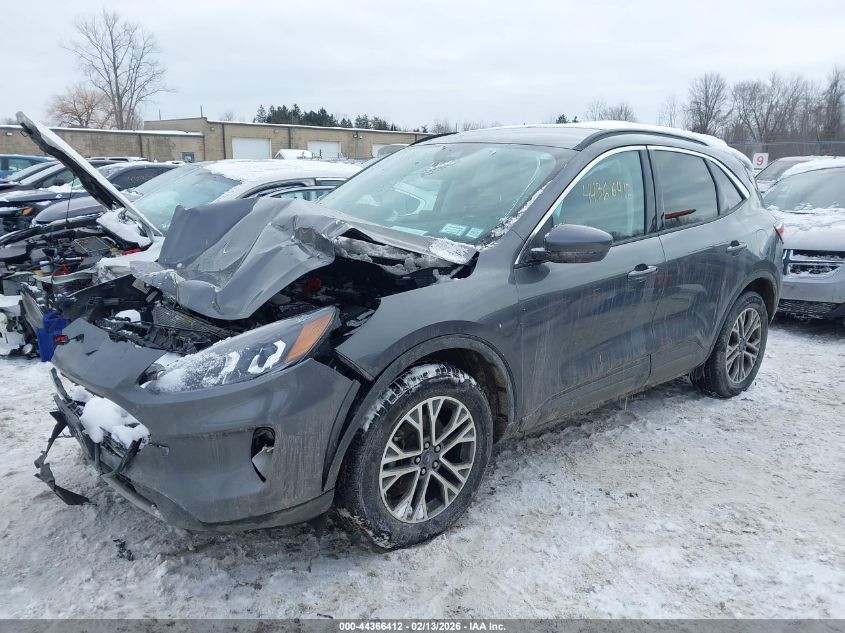 2021 Ford Escape Sel