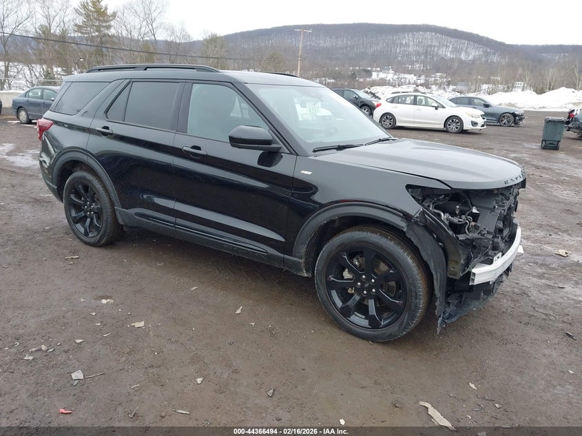 2023 Ford Explorer St-Line