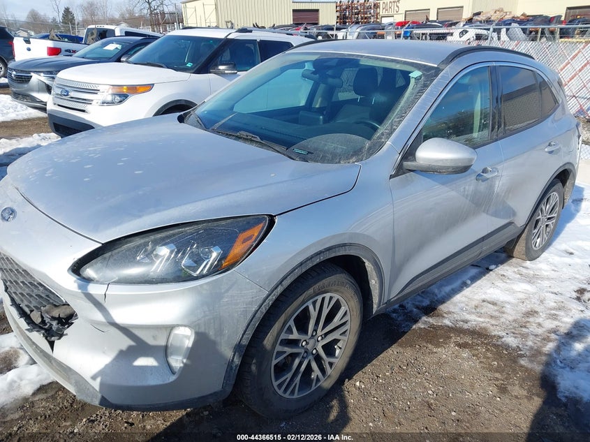 2020 Ford Escape Sel