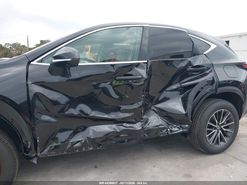 VIN: 2T2HGCEZ3TC105063 2026 LEXUS NX 350 LUXURY